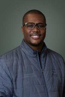Dr Dumani Kunjuzwa